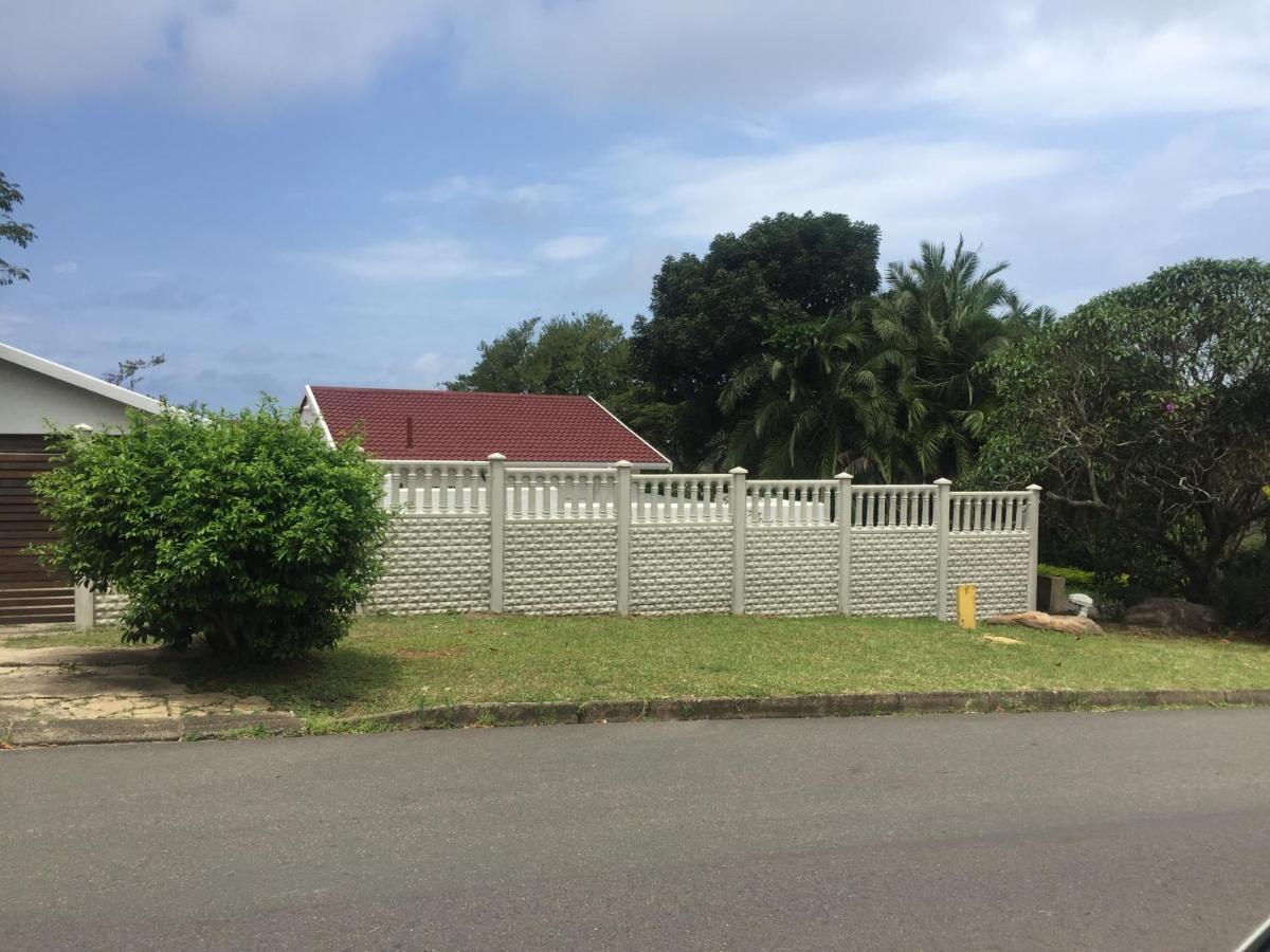 White House Lodge In Scotburgh Scottburgh Dış mekan fotoğraf